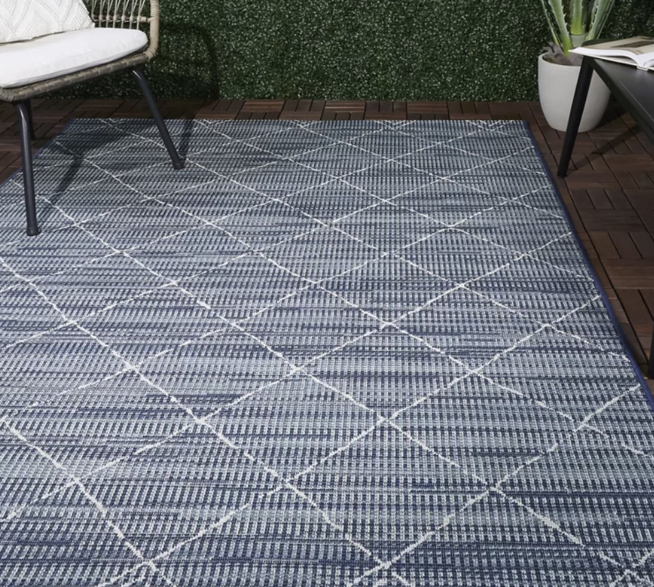 Gonsalves Geometric Braided Blue/Green Indoor/Outdoor Runner 2'x6'11"