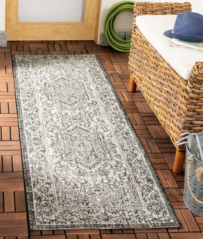 Herefordshire Oriental Indoor / Outdoor Area Rug in Slate/Grey Runner 2'3" x 10'