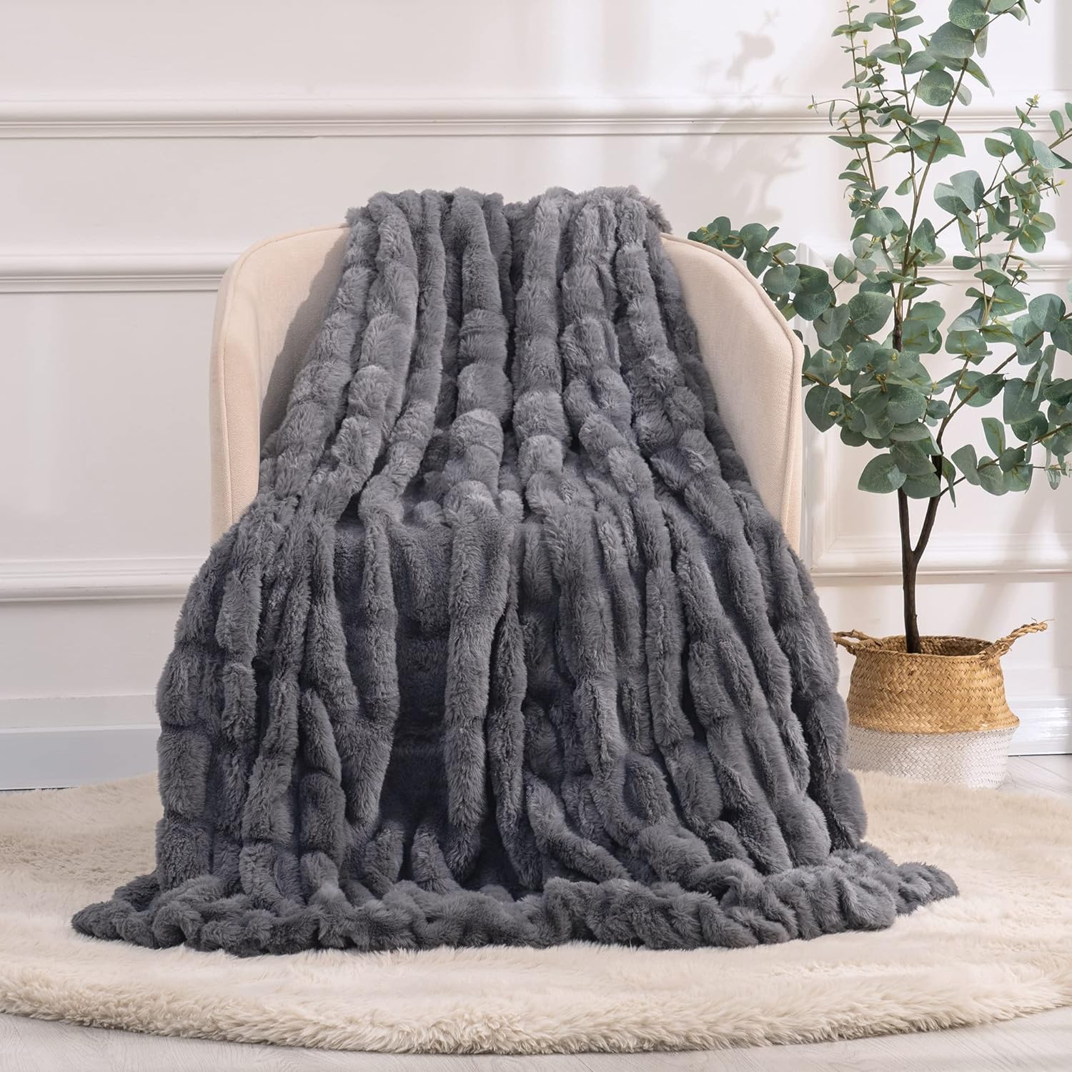 Faux Rabbit Fur Throw Blanket, Grey 60"x80"