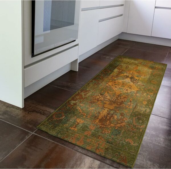 Liora Manne Marina Low Profile Durable Indoor/Outdoor Woven Rug- Kermin Green 1'11" x 4'11"