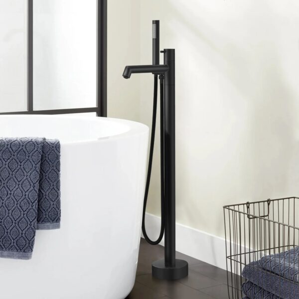 Matte Black Floor Tub Filler with Diverter (Scratched on top)