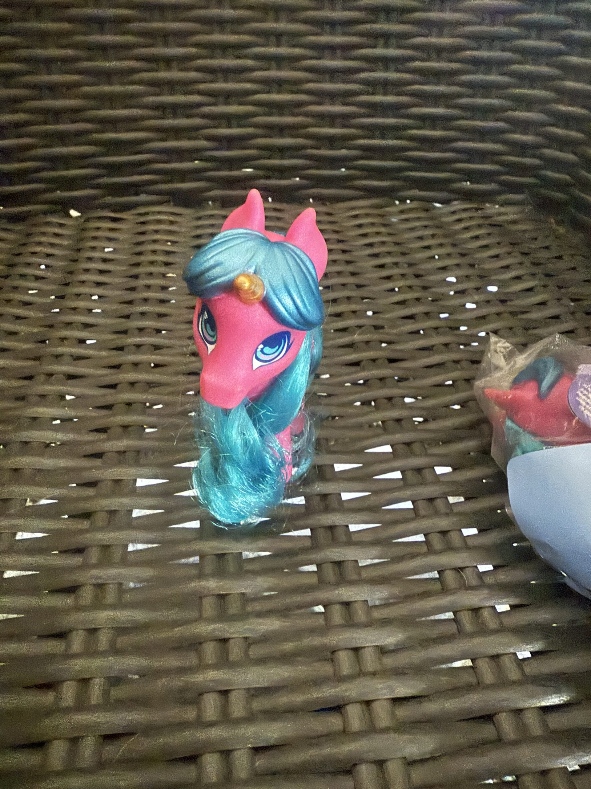Hairmazing Brushable Unicorn, 4” Tall