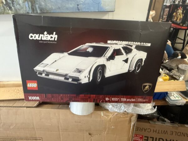 Lego ICONs Lamborghini Countach