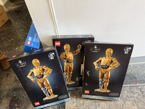 Lego Star Wars C-3PO 75398 - Image 3