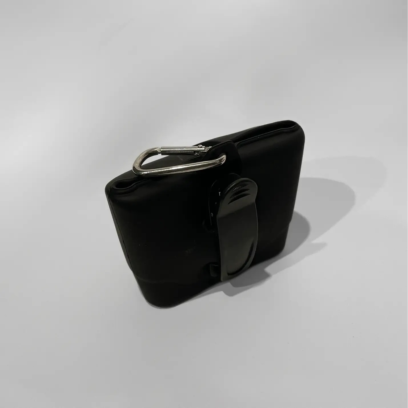 Silicone Treat Pouch with Magnetic Closure