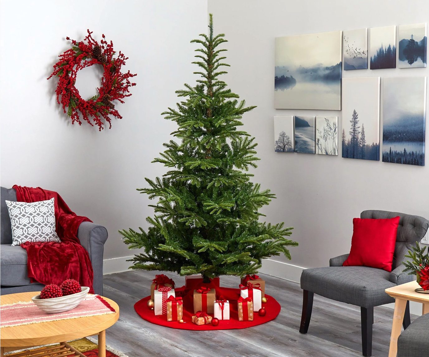 7.5Ft. Layered Washington Spruce Artificial Christmas Tree W/550 Clear LED Lights